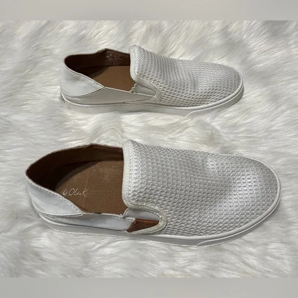 OluKai Pehuea Women’s Breathable White Mesh Slip-On Sneakers - Picture 12 of 13